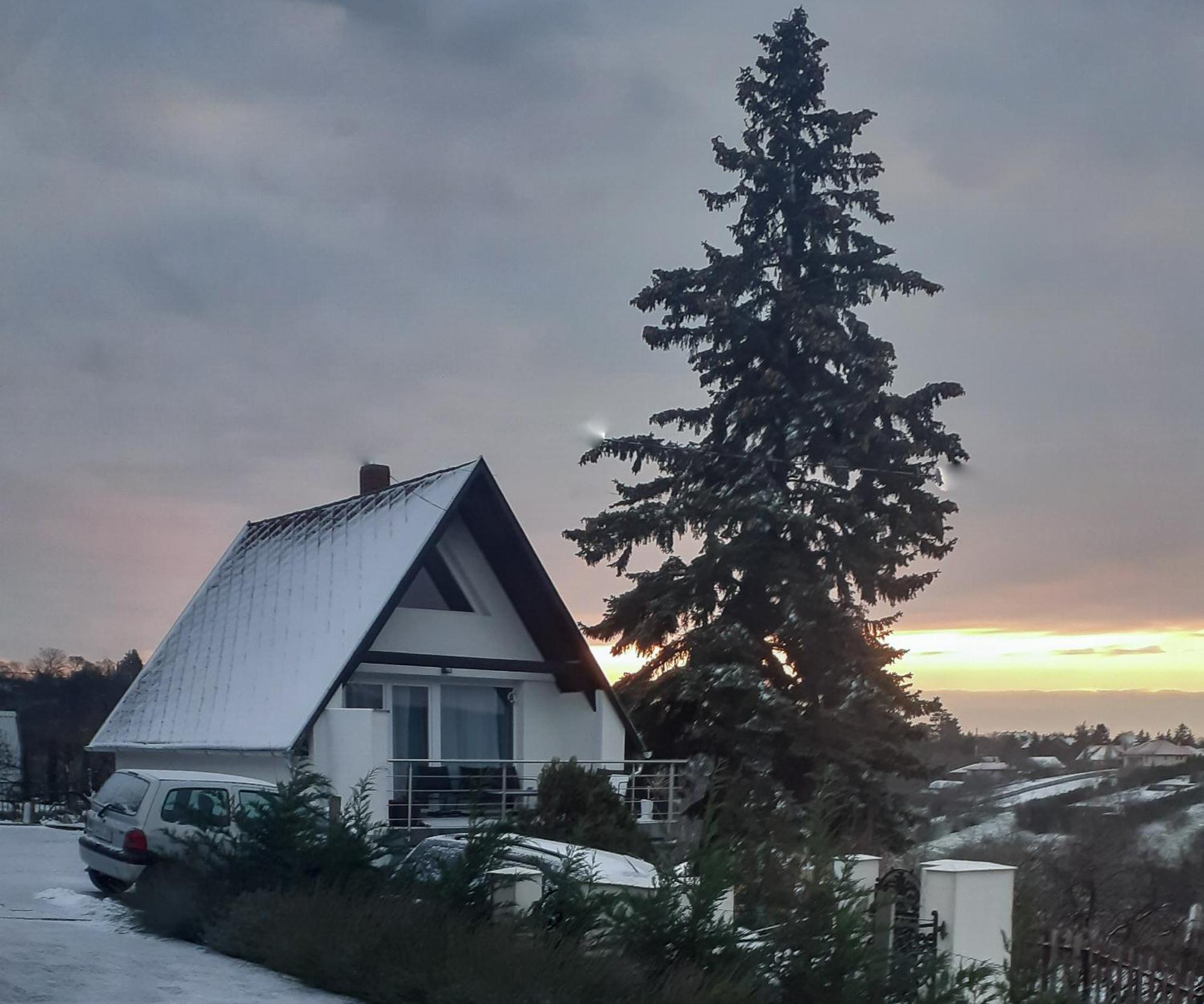 Hillside Cottage Pécs Esterno foto